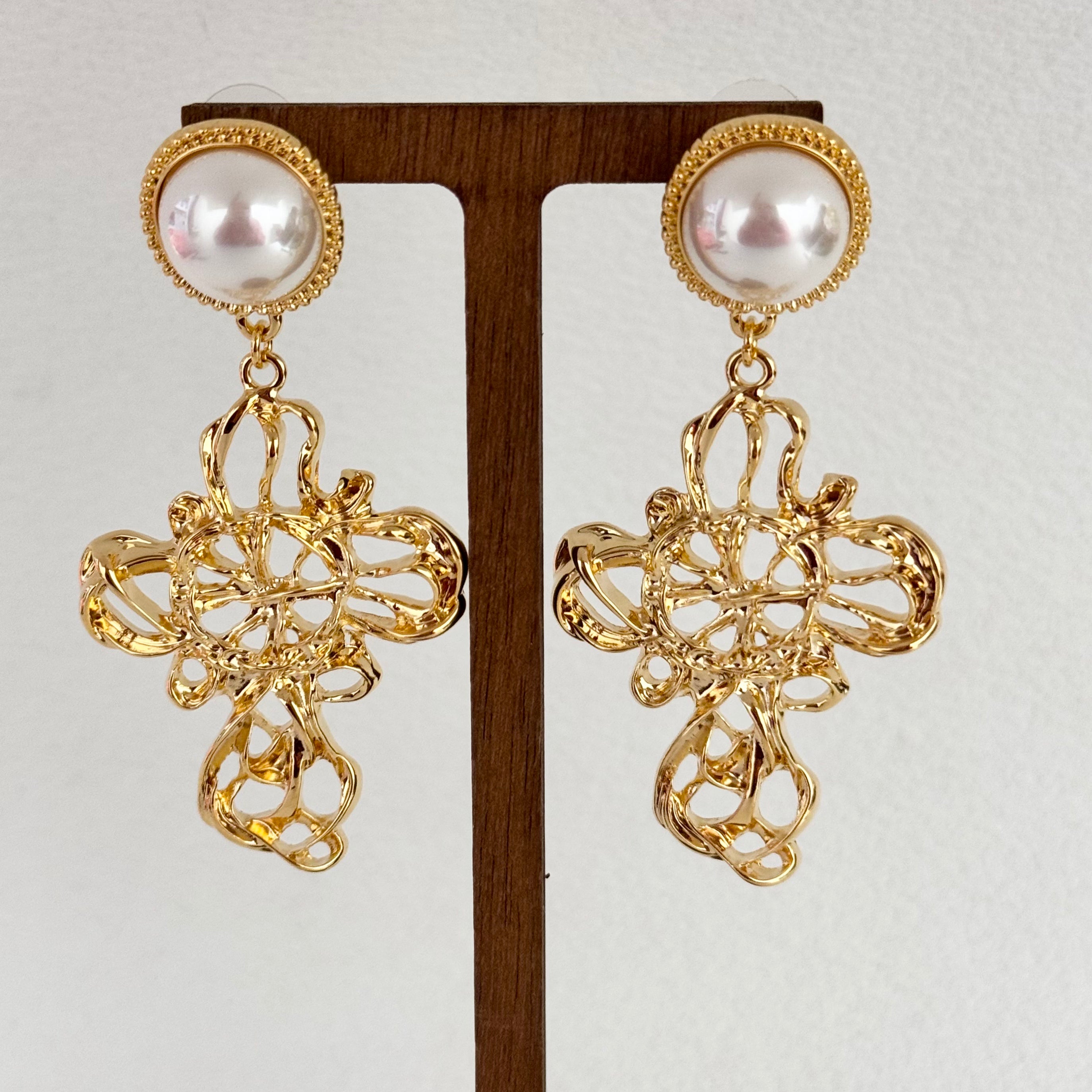 Flower Pearl Drop Earrings