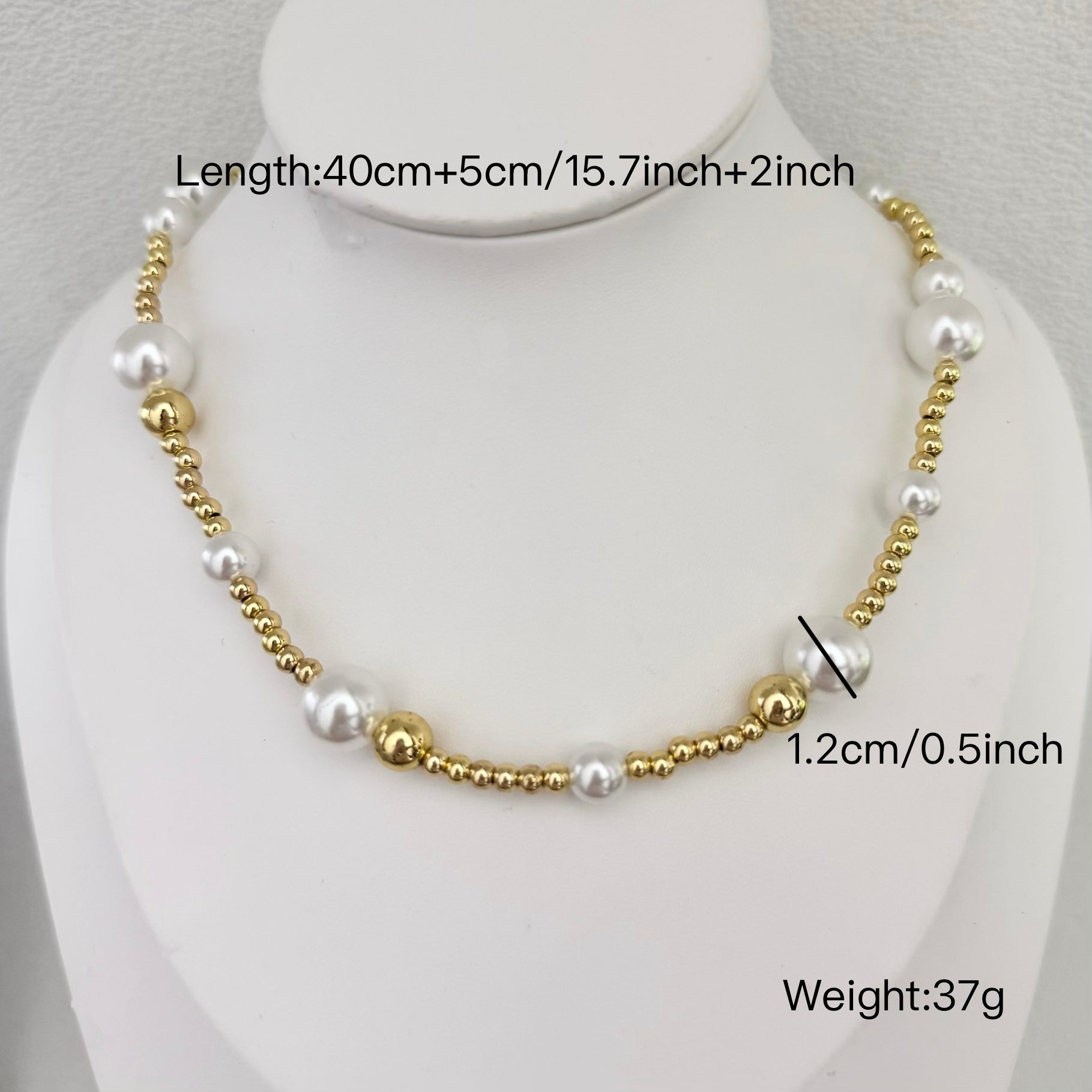 Bee Statement Pearl Necklace
